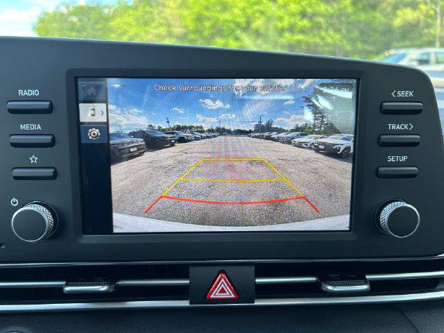 New 2026 Hyundai Elantra Hybrid FWD image 19