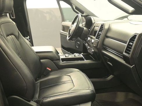 Used 2020 Ford Expedition Limited w/ Equipment Group 301A image 17