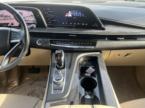 Used 2021 Cadillac Escalade Premium Luxury AWD/4WD image 26