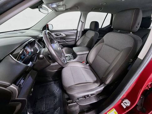 Used 2018 Chevrolet Traverse LT FWD image 20