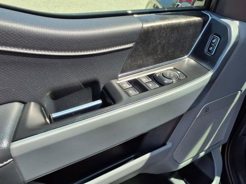 Used 2022 Ford F150 XLT w/ Equipment Group 302A High image 11