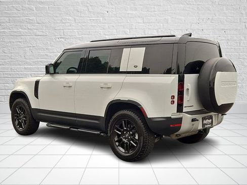 Used 2024 Land Rover Defender 110 S AWD/4WD image 4