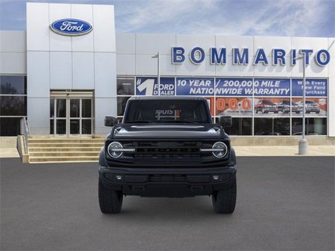 New 2025 Ford Bronco Outer Banks image 6