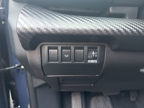 Used 2023 Subaru Ascent Premium image 15