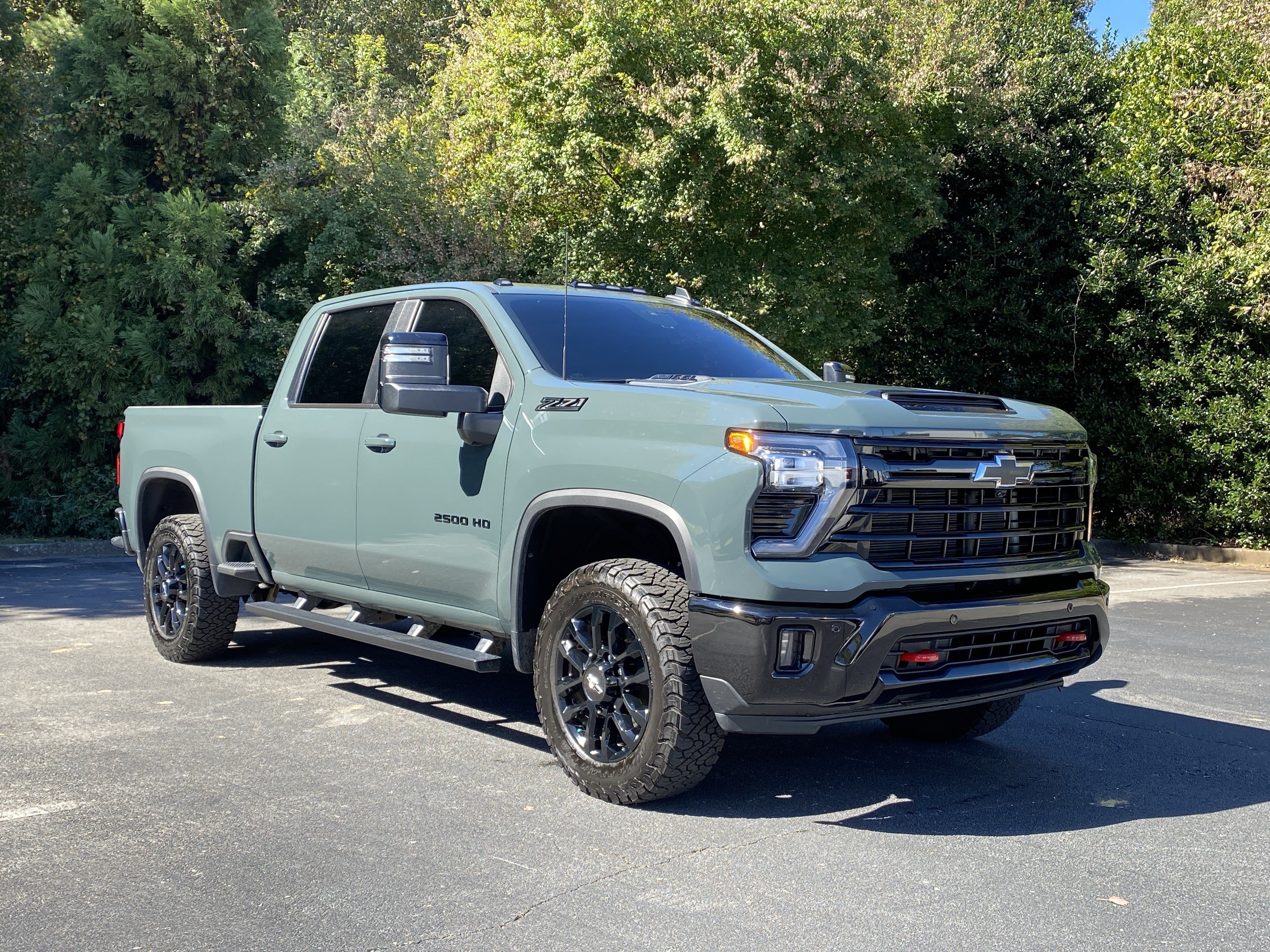 Used 2025 Chevrolet Silverado 2500 LT w/ Trail Boss Package AWD/4WD image 2