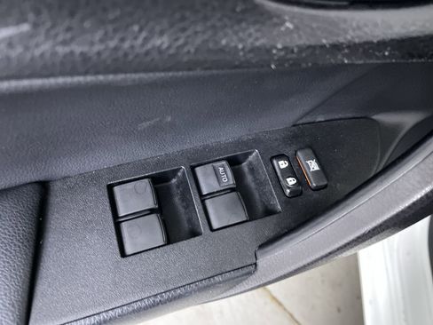 Used 2015 Toyota Corolla S FWD image 11