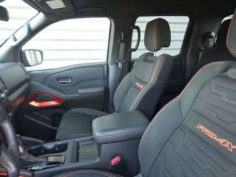 Used 2023 Nissan Frontier PRO-4X w/ Technology Package image 7