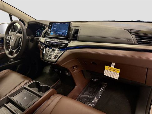 New 2026 Honda Odyssey Touring image 31
