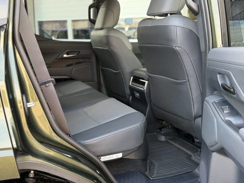 Used 2024 Lexus GX 550 image 58