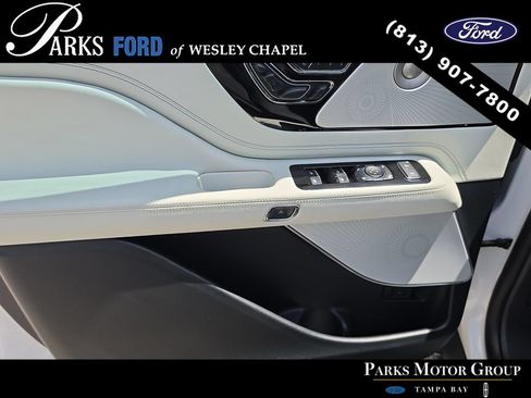 Used 2025 Lincoln Aviator Black Label w/ Black Label Special Edition AWD/4WD image 18