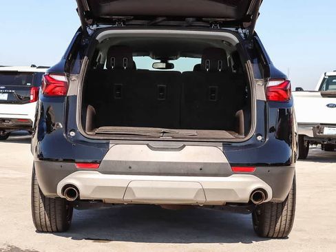 Used 2020 Chevrolet Blazer LT FWD image 27