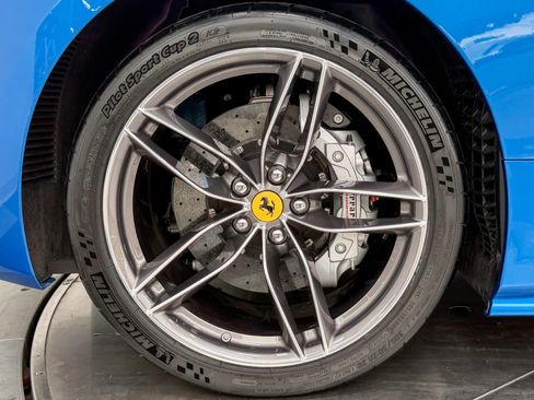 Used 2018 Ferrari 488 Spider RWD image 27