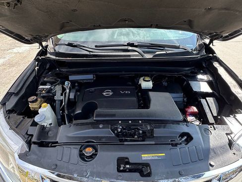 Used 2014 Nissan Pathfinder SL w/ SL Tech Package image 19