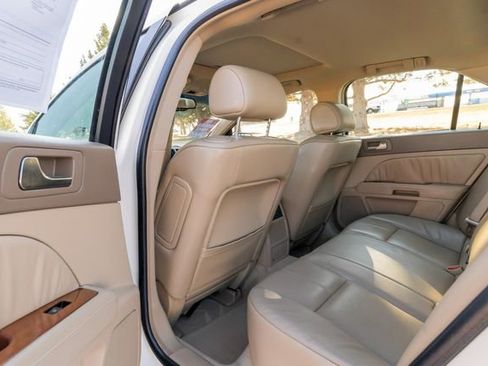 Used 2006 Cadillac STS V8 w/ Preferred Equipment Group image 14