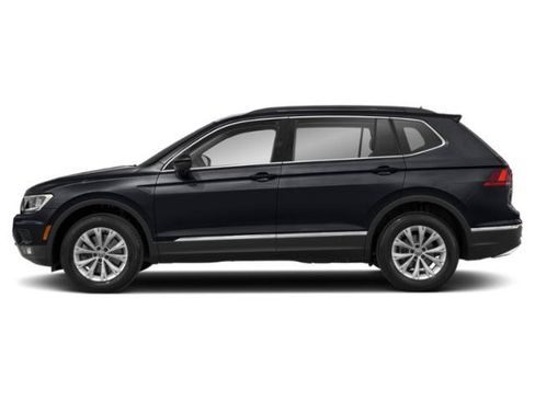 Used 2019 Volkswagen Tiguan SE w/ Panoramic Sunroof Package AWD/4WD image 3