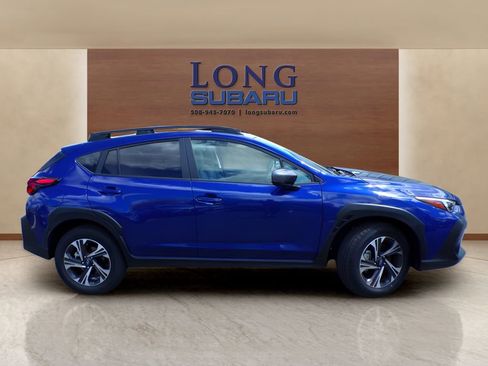 Used 2026 Subaru Crosstrek 2.0i Premium AWD/4WD image 7