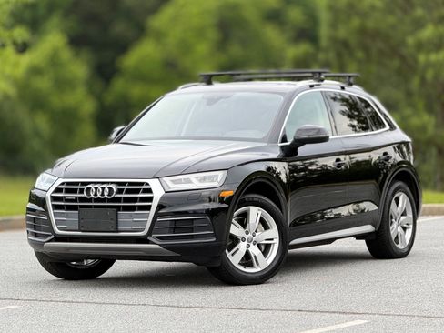 Used 2018 Audi Q5 2.0T Premium Plus w/ Premium Plus Package AWD/4WD image 8