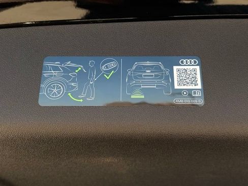 Used 2025 Audi Q5 Premium w/ Convenience Package AWD/4WD image 17