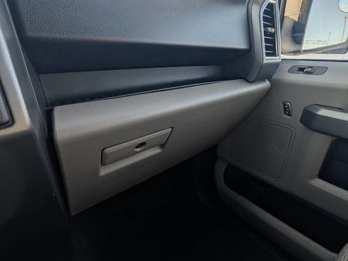 Used 2016 Ford F150 XLT image 19