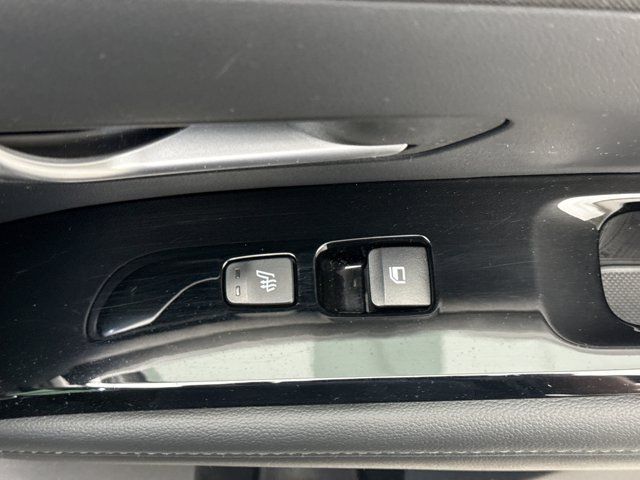 Used 2022 Hyundai Tucson Limited w/ Cargo Package AWD/4WD image 22