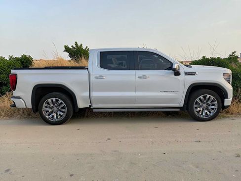 Used 2023 GMC Sierra 1500 Denali AWD/4WD image 7