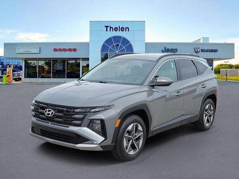 Used 2025 Hyundai Tucson SEL AWD/4WD image 2