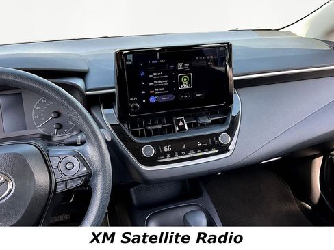 Used 2024 Toyota Corolla LE image 9