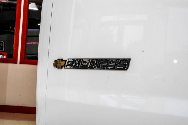 Used 2025 Chevrolet Express 3500 LT w/ LT Preferred Equipment Group RWD image 43