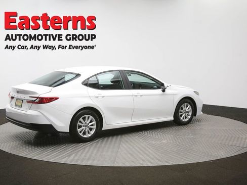 Used 2025 Toyota Camry LE FWD image 41