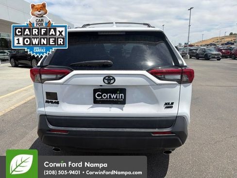 Used 2021 Toyota RAV4 XLE w/ XLE Grade Weather Package AWD/4WD image 5