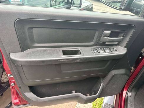 Used 2018 RAM 1500 Express w/ Express Value Package AWD/4WD image 15