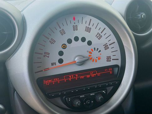 Used 2011 MINI Cooper Countryman S image 12