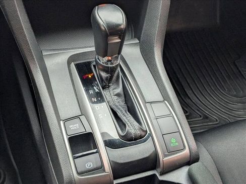 Used 2017 Honda Civic Sport image 12