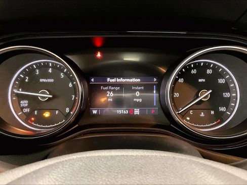 Used 2022 Buick Encore GX Essence w/ Experience Buick Package image 16