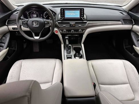 Used 2021 Honda Accord LX image 17