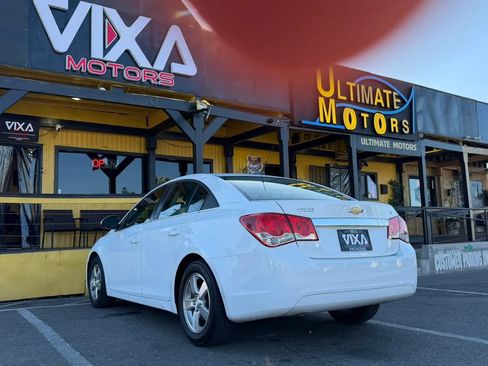 Used 2013 Chevrolet Cruze LT FWD image 5