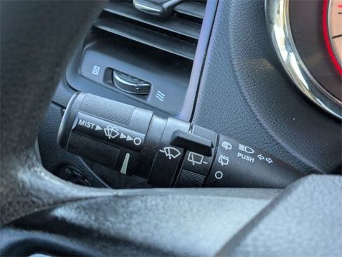 Used 2020 Dodge Grand Caravan SE image 22