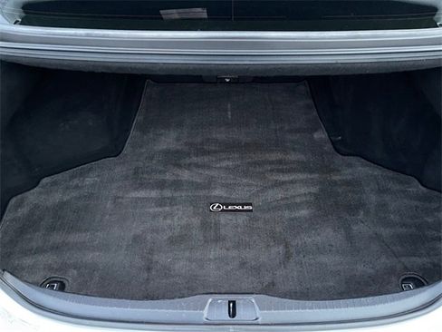 Used 2017 Lexus LS 460 AWD w/ Comfort Package image 21