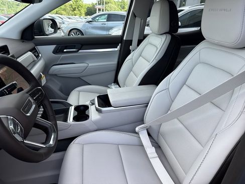 New 2026 GMC Terrain Denali AWD/4WD image 5