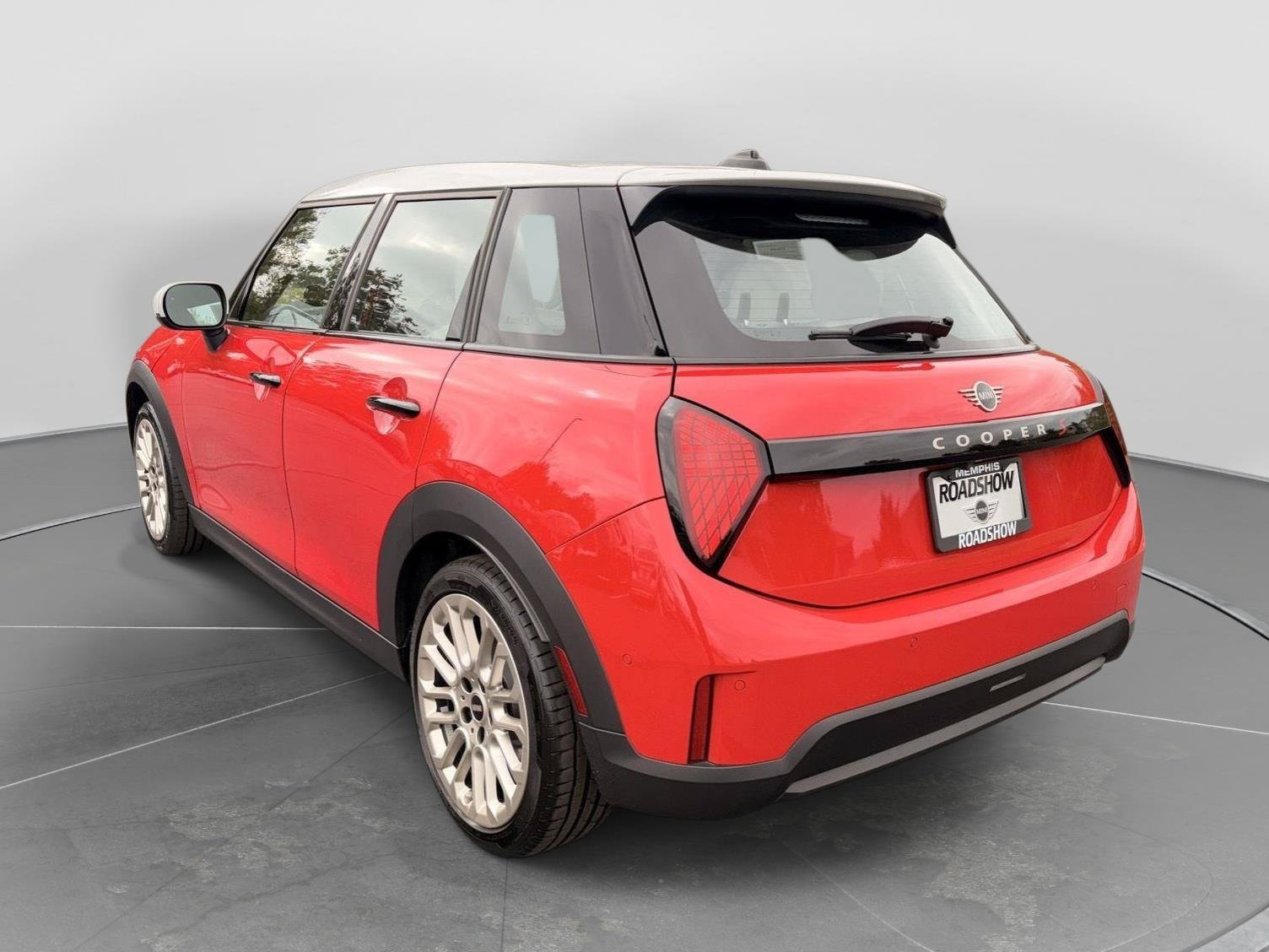 Used 2025 MINI Cooper S FWD image 3