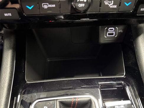 New 2026 Jeep Compass Trailhawk image 16