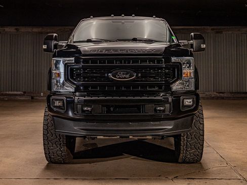 Used 2022 Ford F250 Lariat w/ Lariat Ultimate Package AWD/4WD image 2