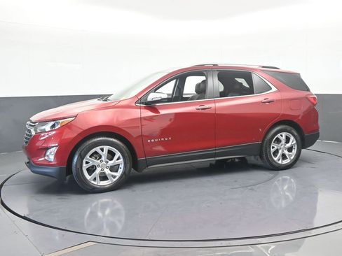 Used 2020 Chevrolet Equinox Premier image 2