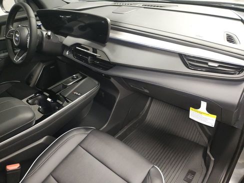 New 2026 Buick Enclave Preferred w/ Power Package image 8