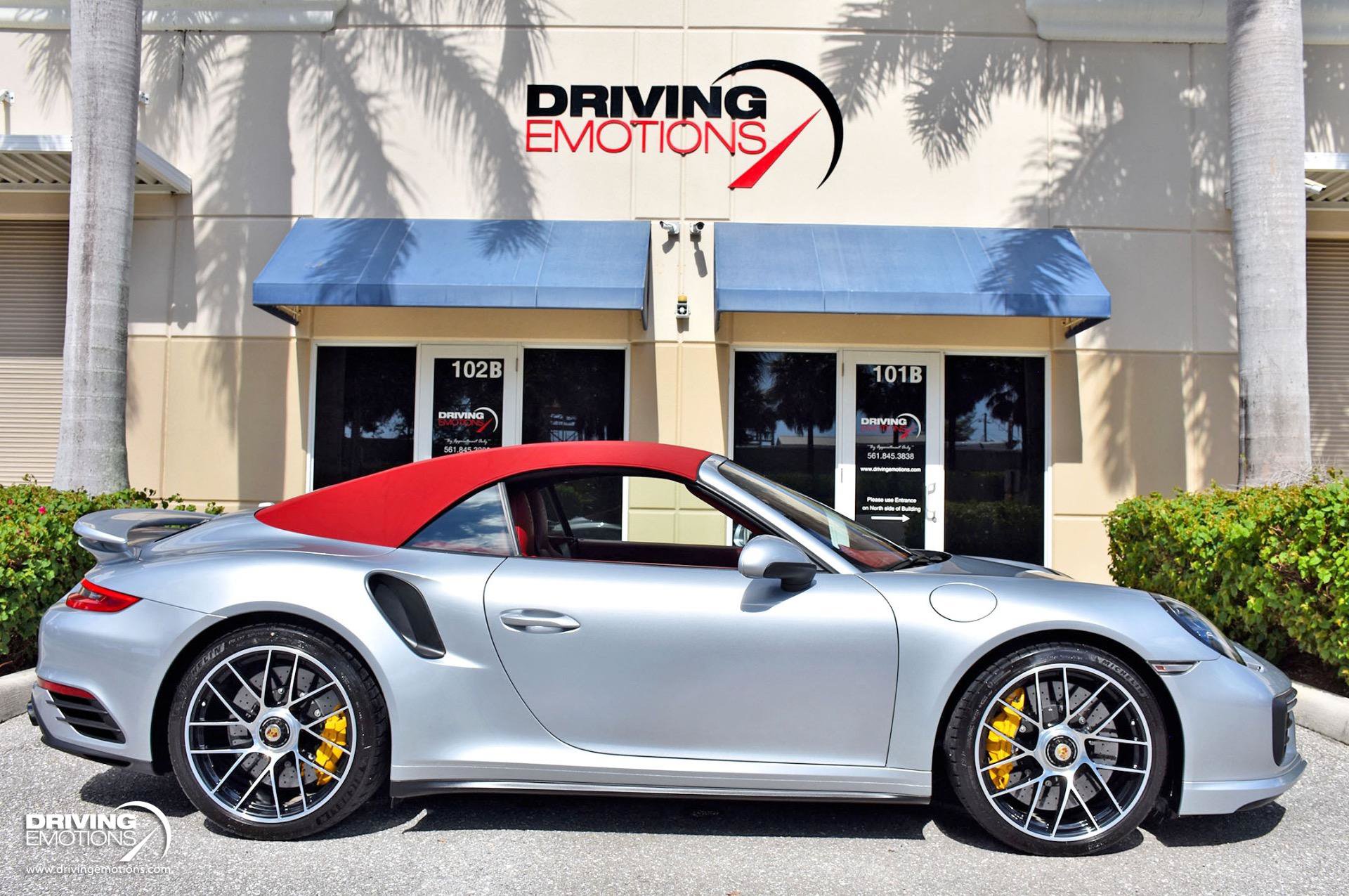 Used 2018 Porsche 911 4 Cabriolet AWD/4WD image 16