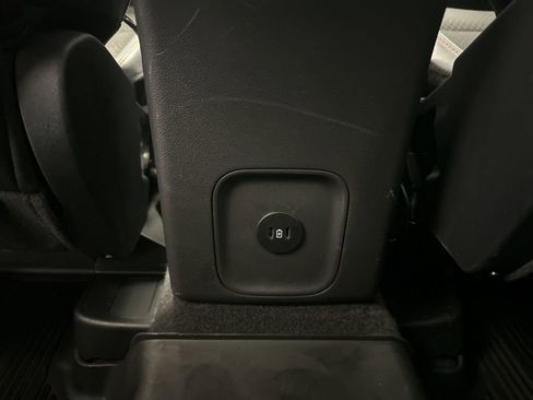 Used 2024 Ford Escape ST-Line w/ Tech Pack #1 image 23