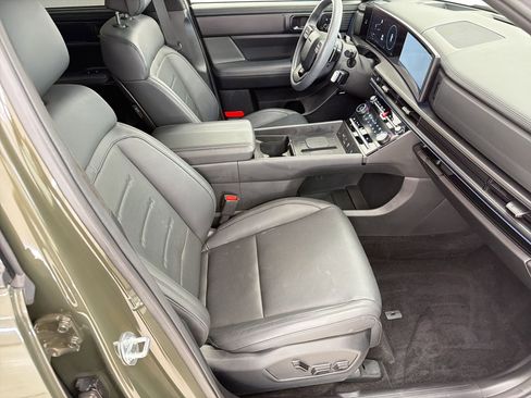 Used 2025 Hyundai Santa Fe Calligraphy FWD image 25