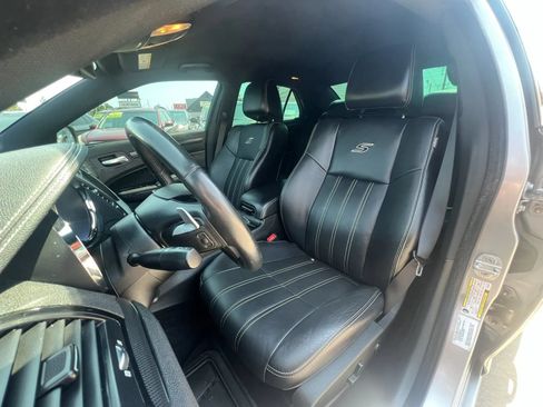 Used 2014 Chrysler 300 S AWD/4WD image 24