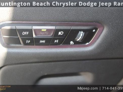 Used 2022 BMW X6 xDrive40i w/ Executive Package image 14