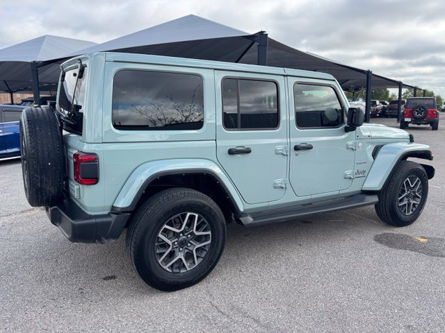 Used 2024 Jeep Wrangler Unlimited Sahara w/ Technology Group AWD/4WD image 6